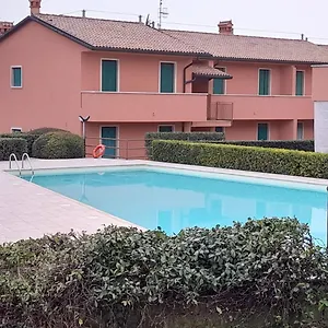 https://chiara-sweet-home.hotelinveneto.com