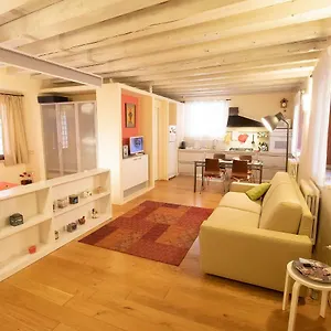  Apartamento Lovely Sottoriva Italia